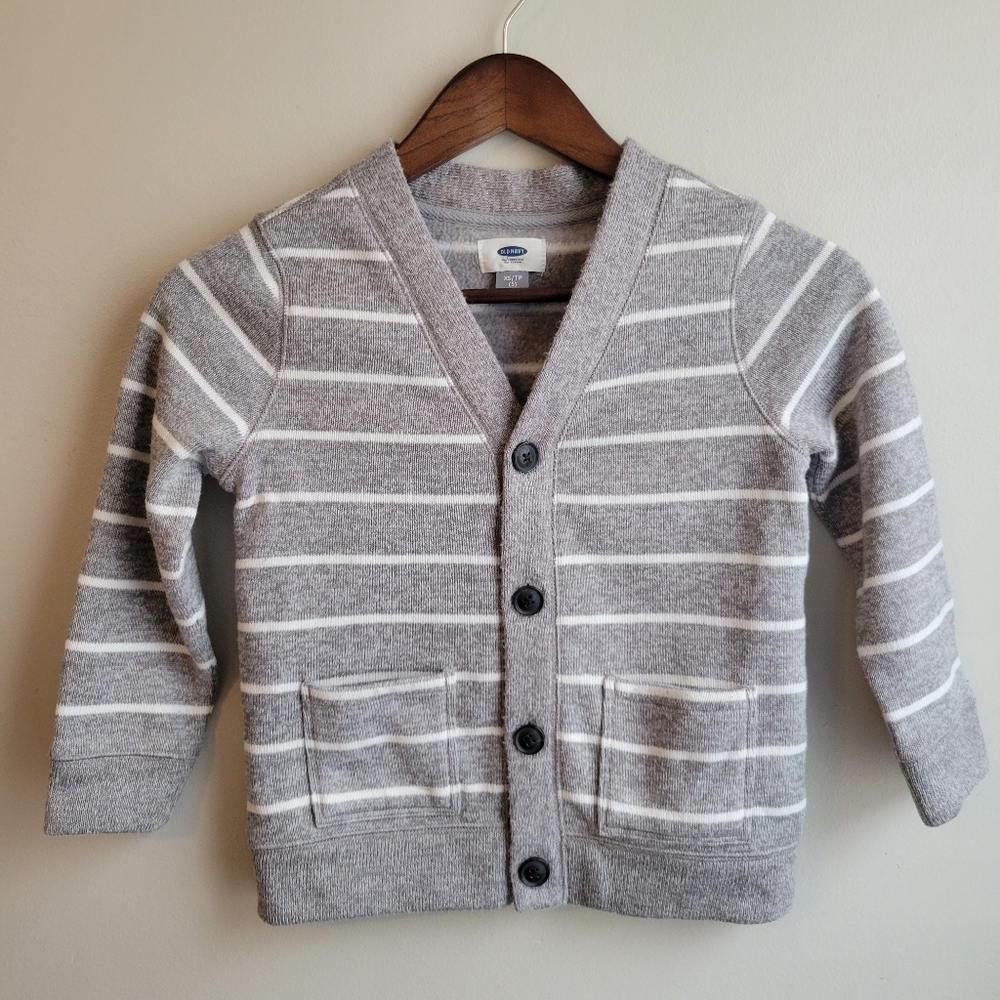 Old Navy Boys's Gray White Casual Professor Button-Down Striped Cardigan, XS/5